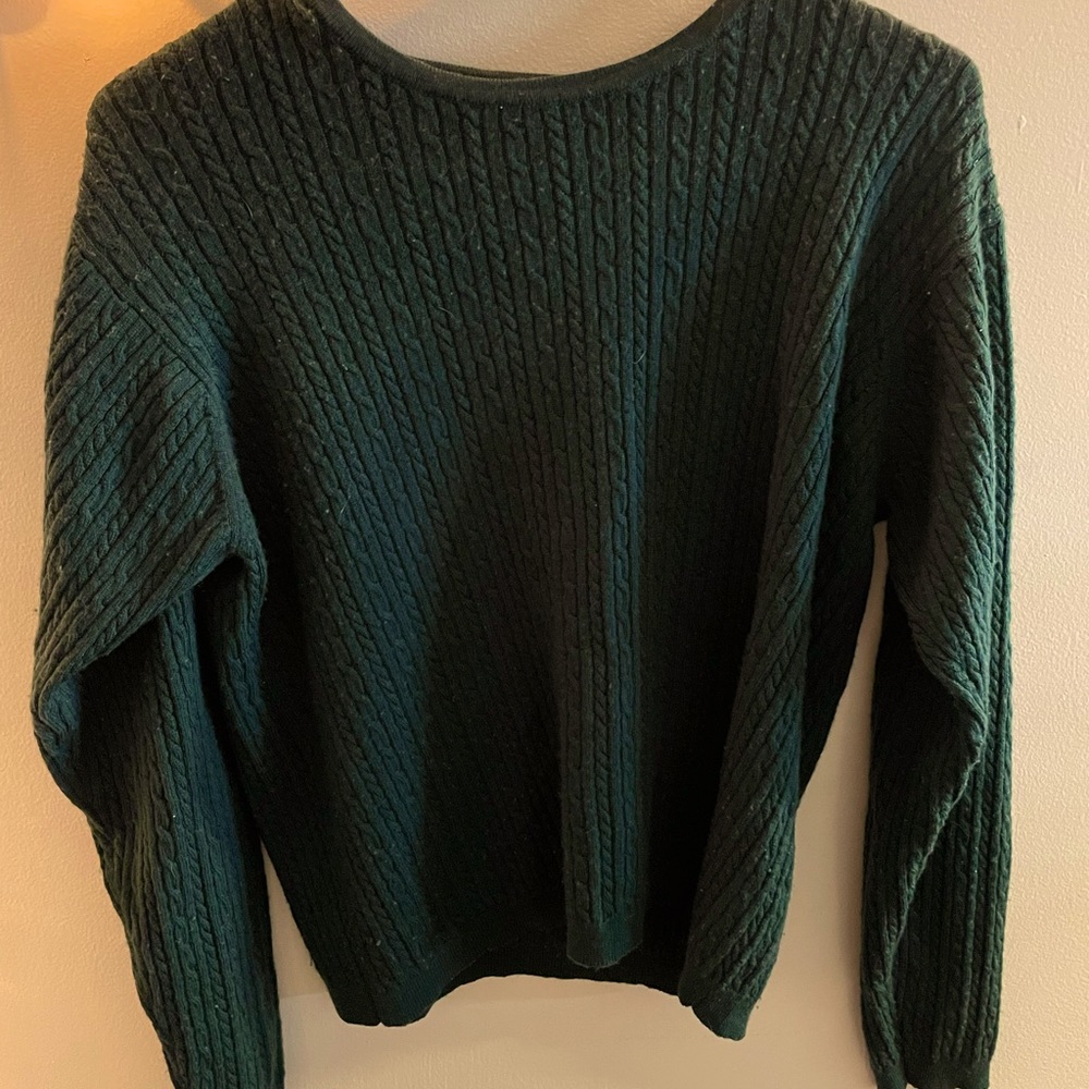 🐻Dark green cable knit sweater🐻